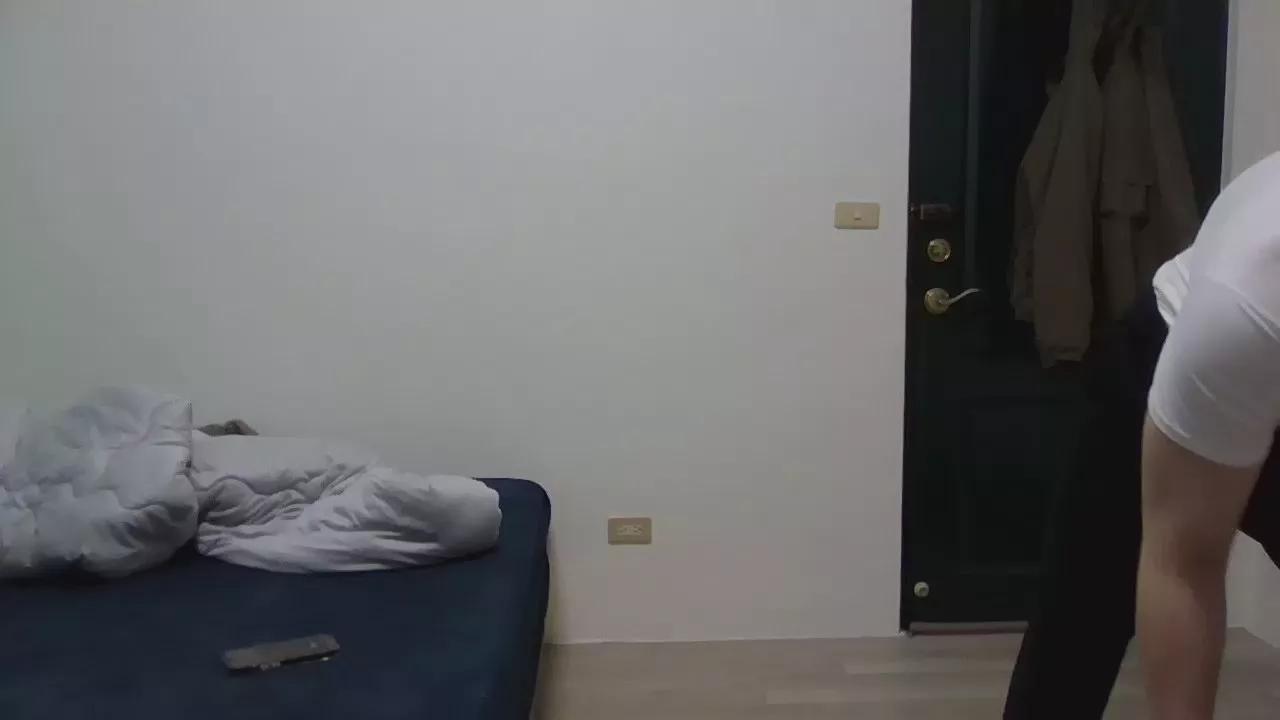 huang500 on Cam4 