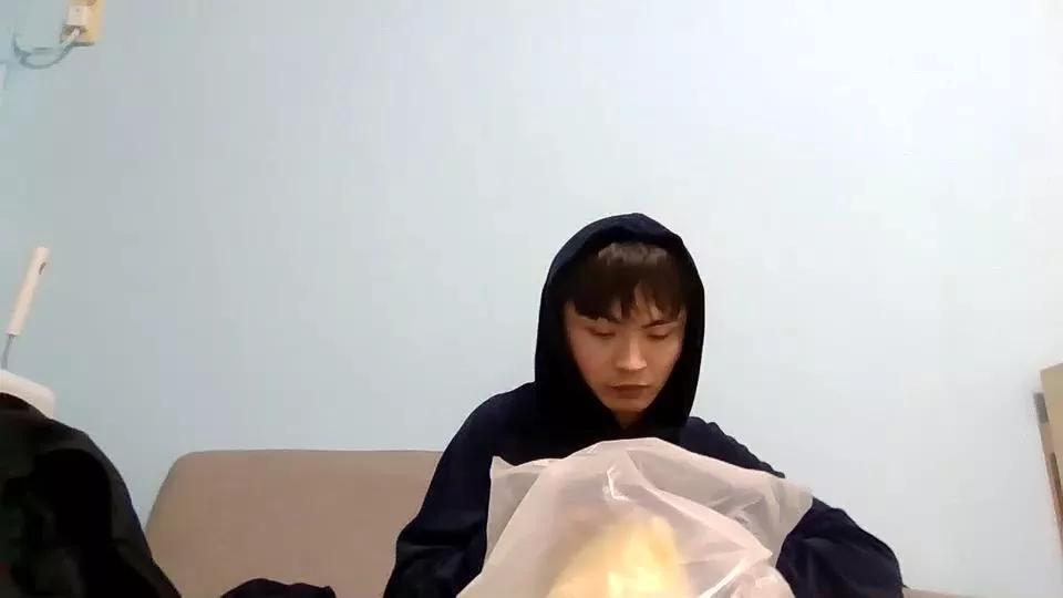 huang500 on Cam4 