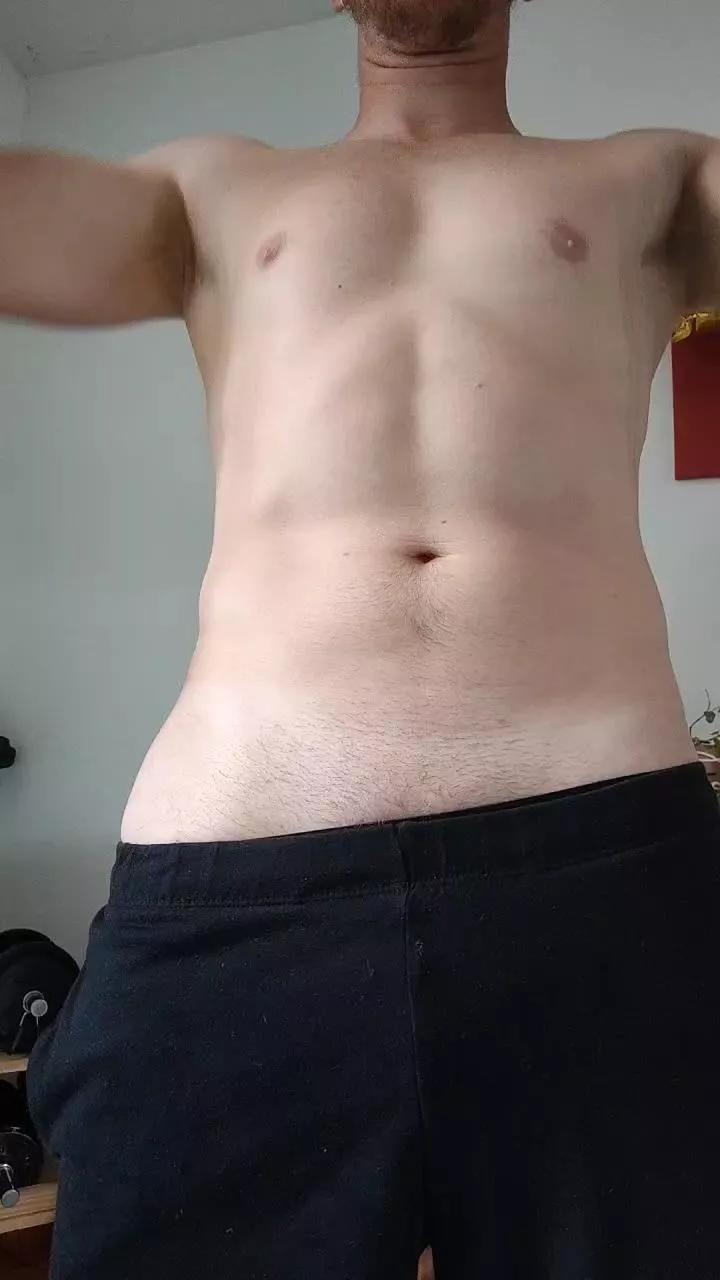Hugzz08 on Cam4 