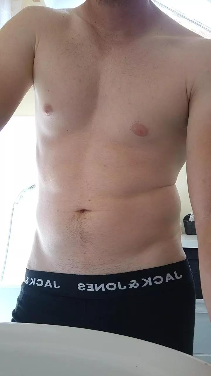 Hugzz08 on Cam4 