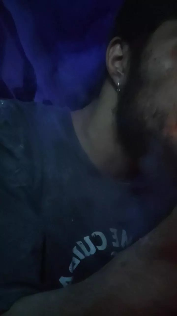 Offline Huyq2 on Cam4