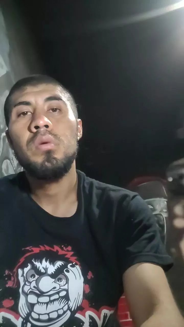 Offline Huyq2 on Cam4