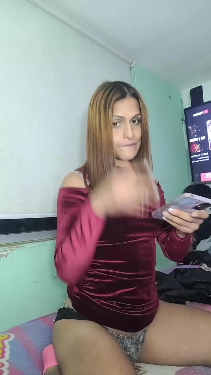 iamnaomi26 on Cam4 