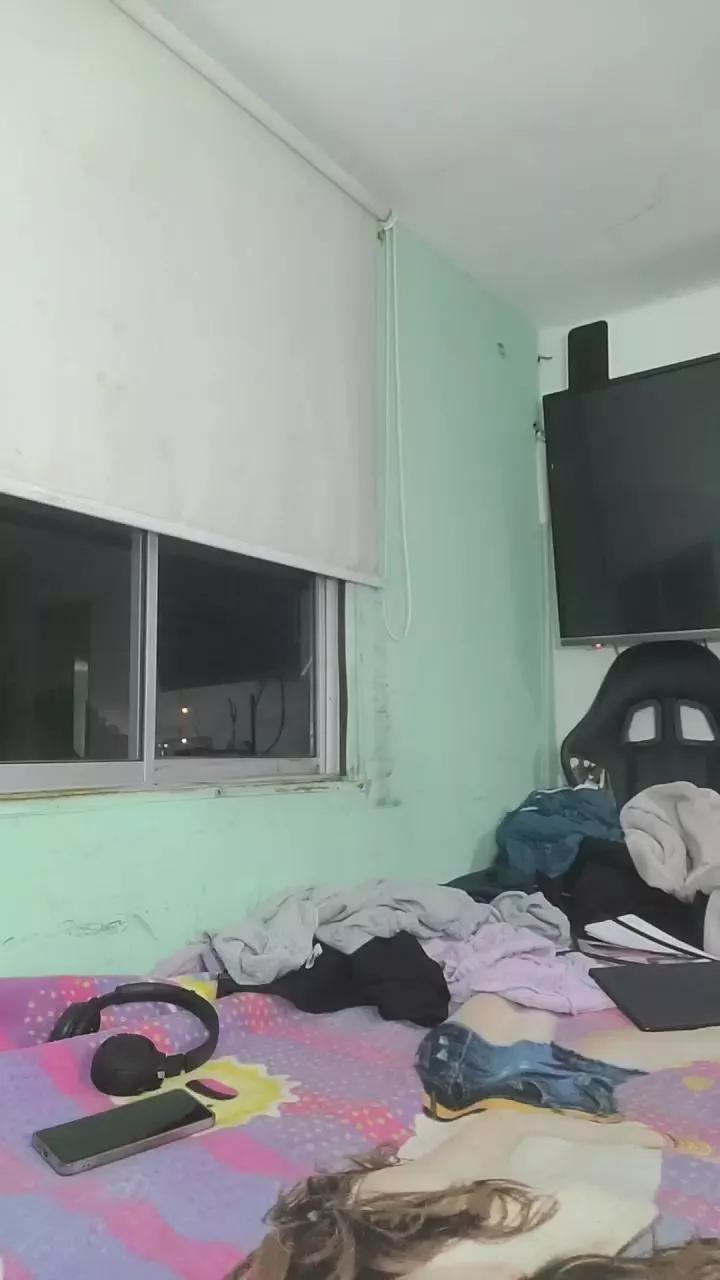 iamnaomi26 on Cam4 