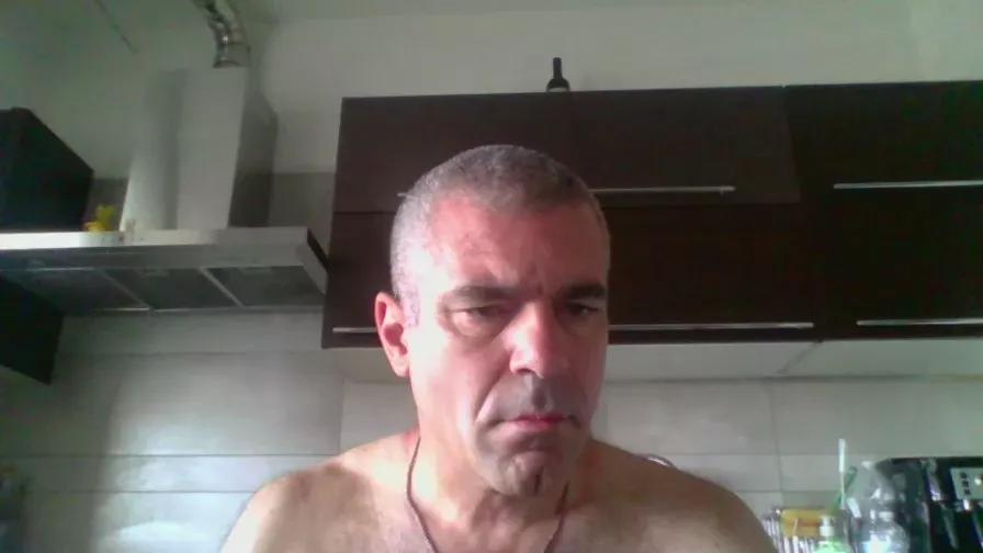 ilmioo21 on Cam4 
