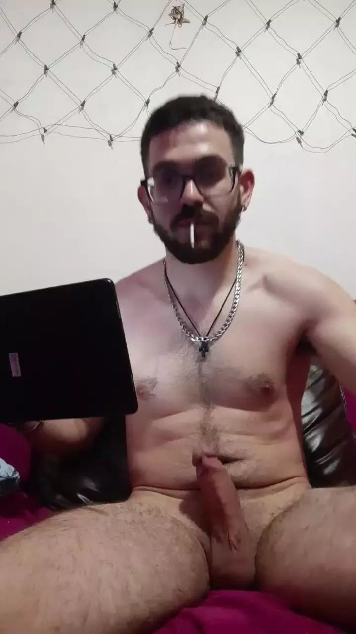 Offline Ilovecumi on Cam4