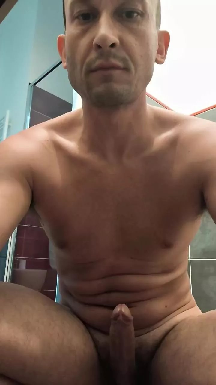 Offline imgforweb on Cam4