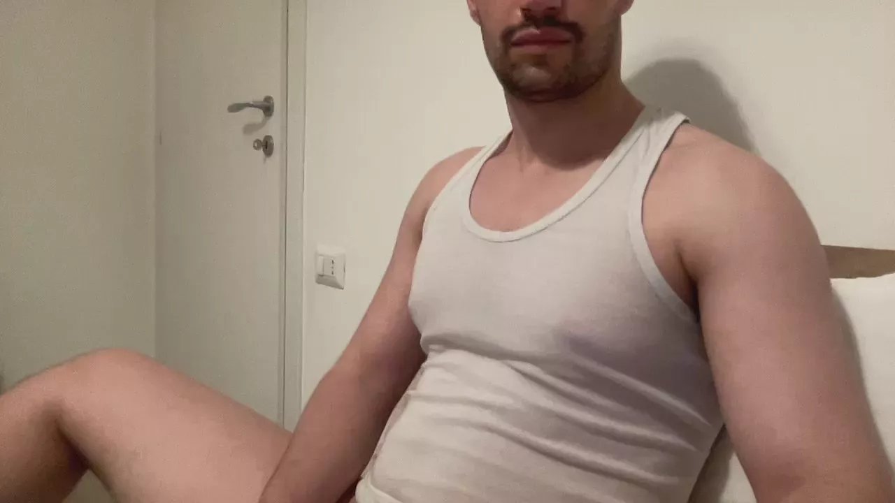 Offline itsmessiah on Cam4