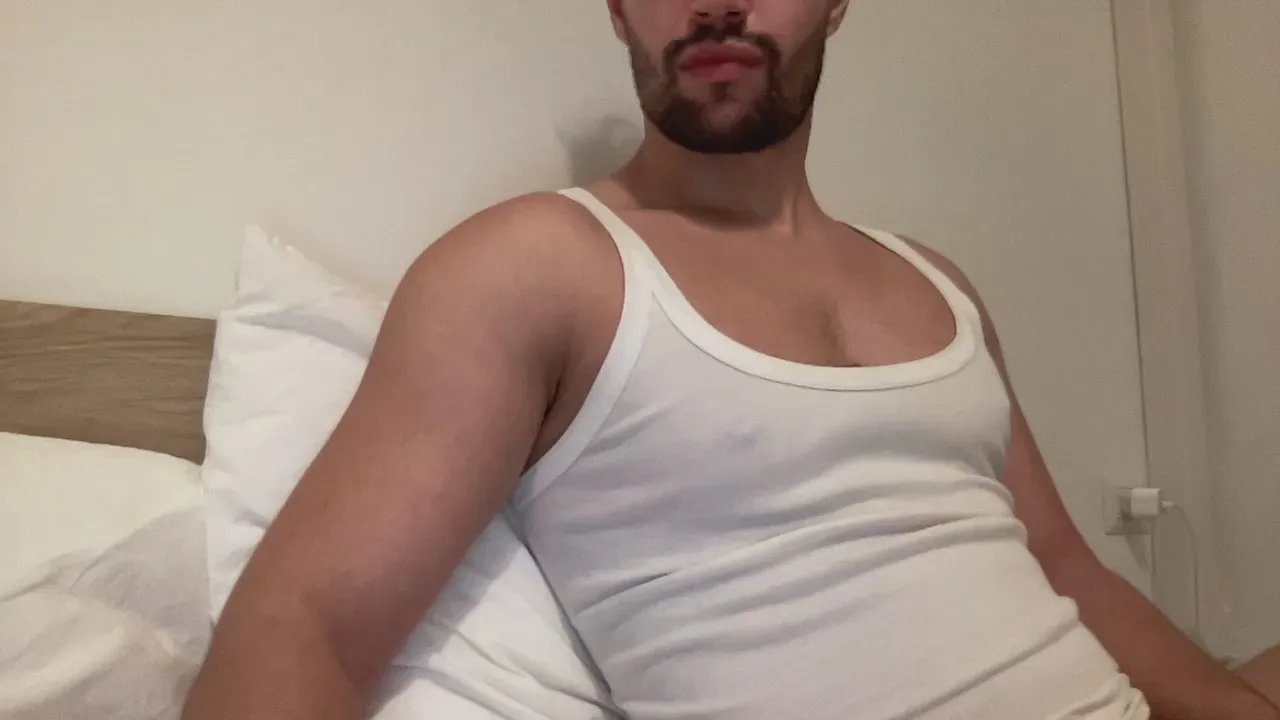 Offline itsmessiah on Cam4