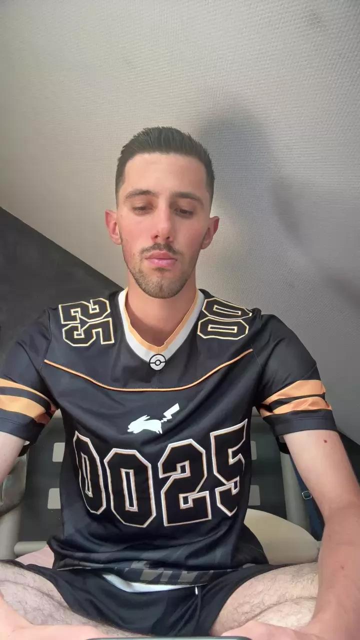 itsValko on Cam4 