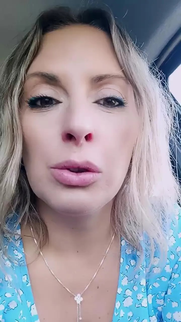 Offline Jade_emeraud on Cam4