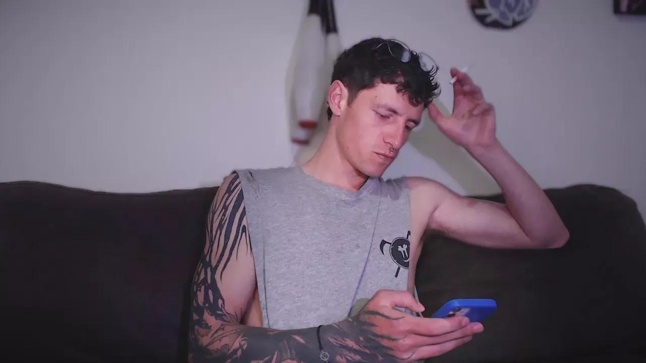 jamesss_ on Cam4 