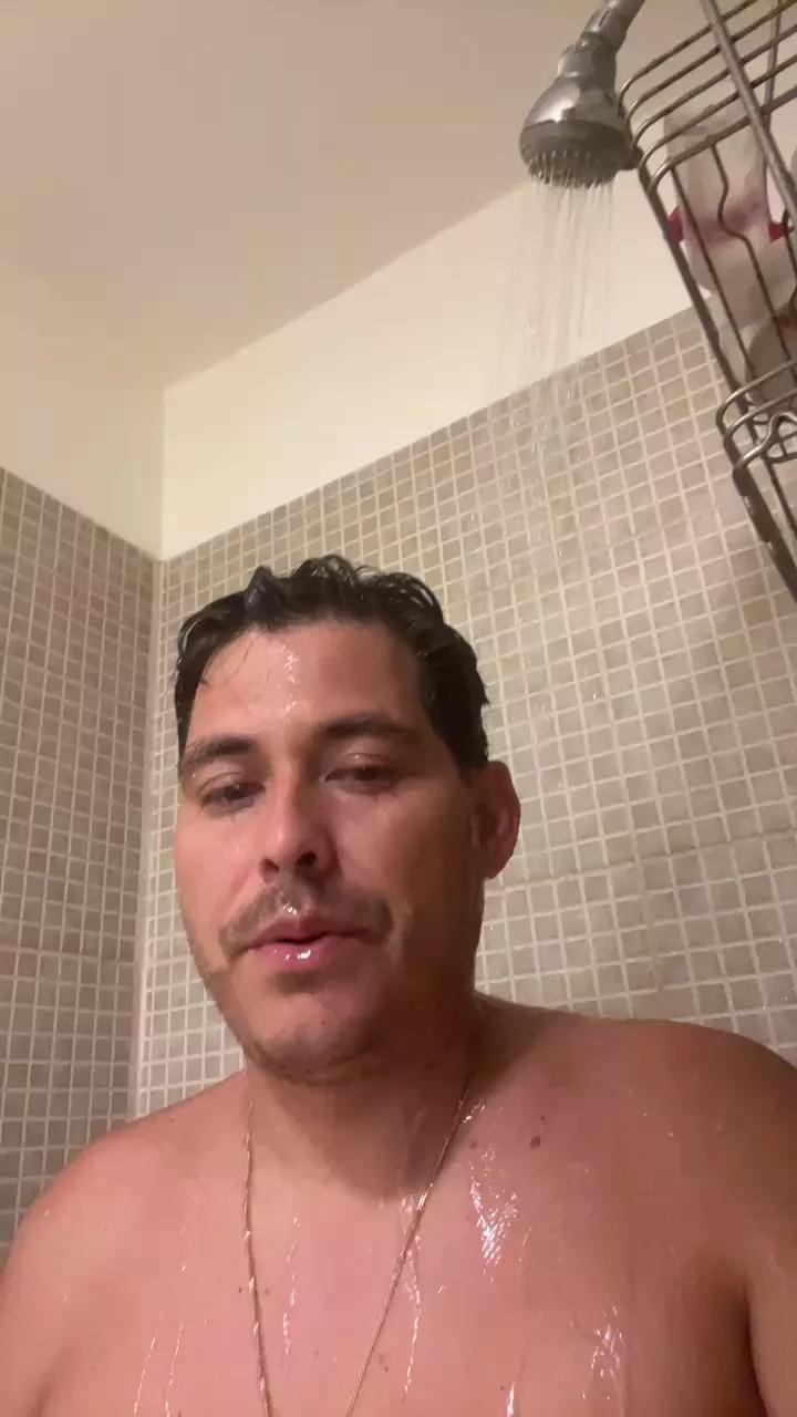 Javier00282 on Cam4 