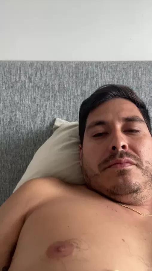 Javier00282 on Cam4 