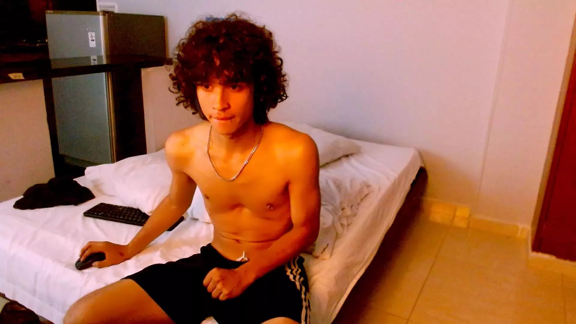 Offline Jeremie_Twink on Cam4