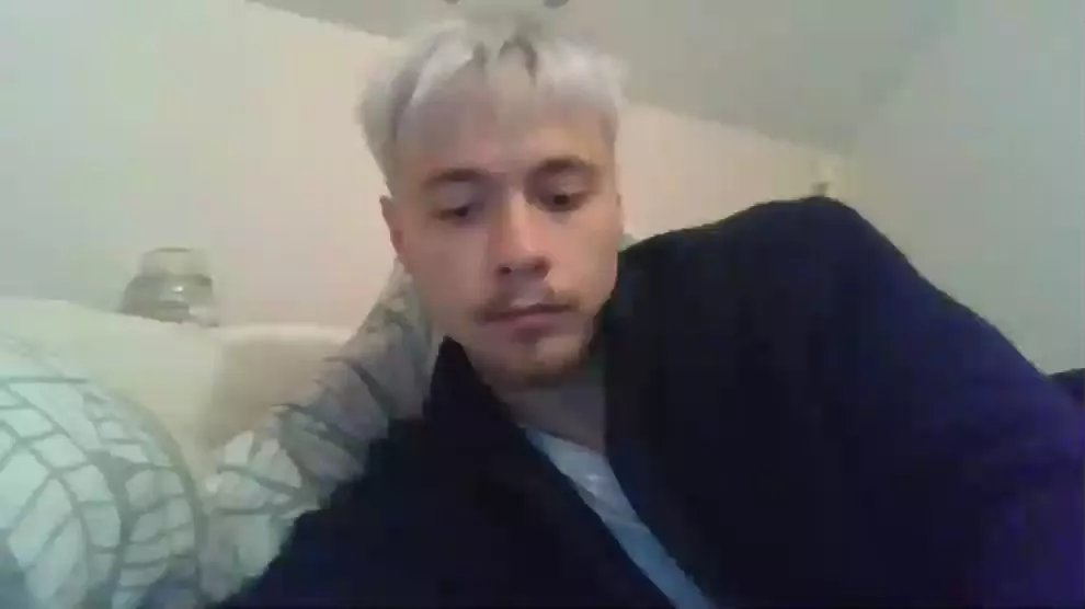 Offline jeremydsh41 on Cam4