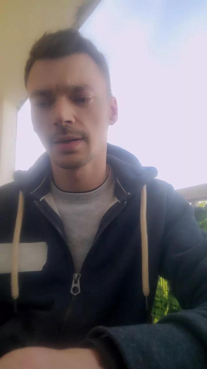 Jerjer42 on Cam4 