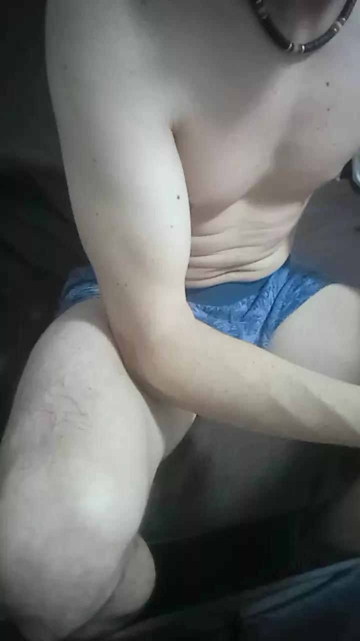 jesusmoguisse2 on Cam4 