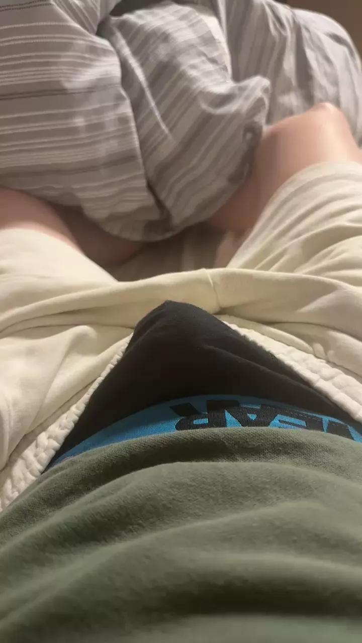 Jeuneact2 on Cam4 