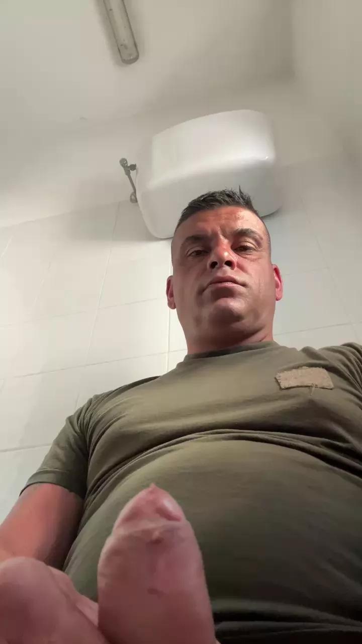 jhon2902 on Cam4 