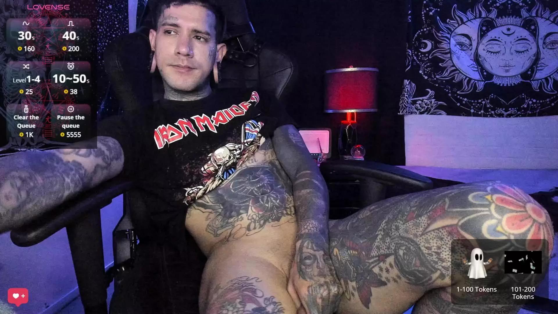 jhonny_ackerman on Cam4 