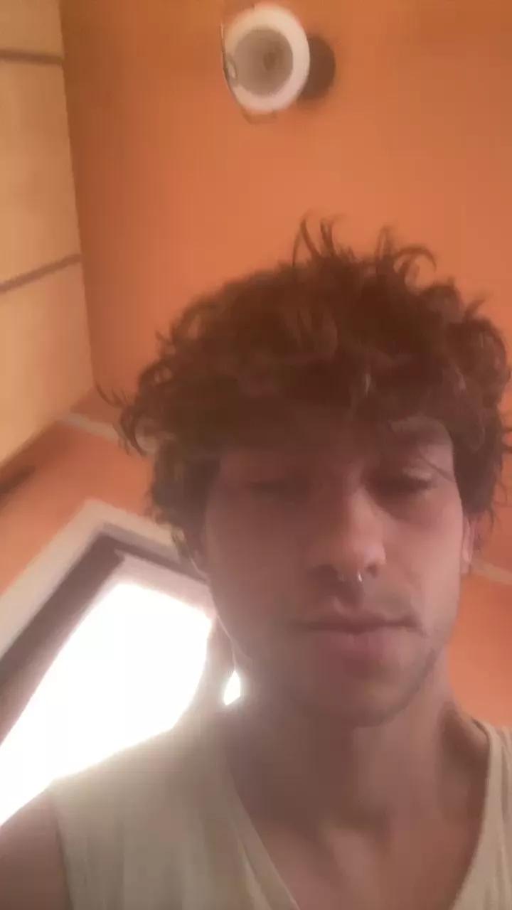 Jlord68 on Cam4 