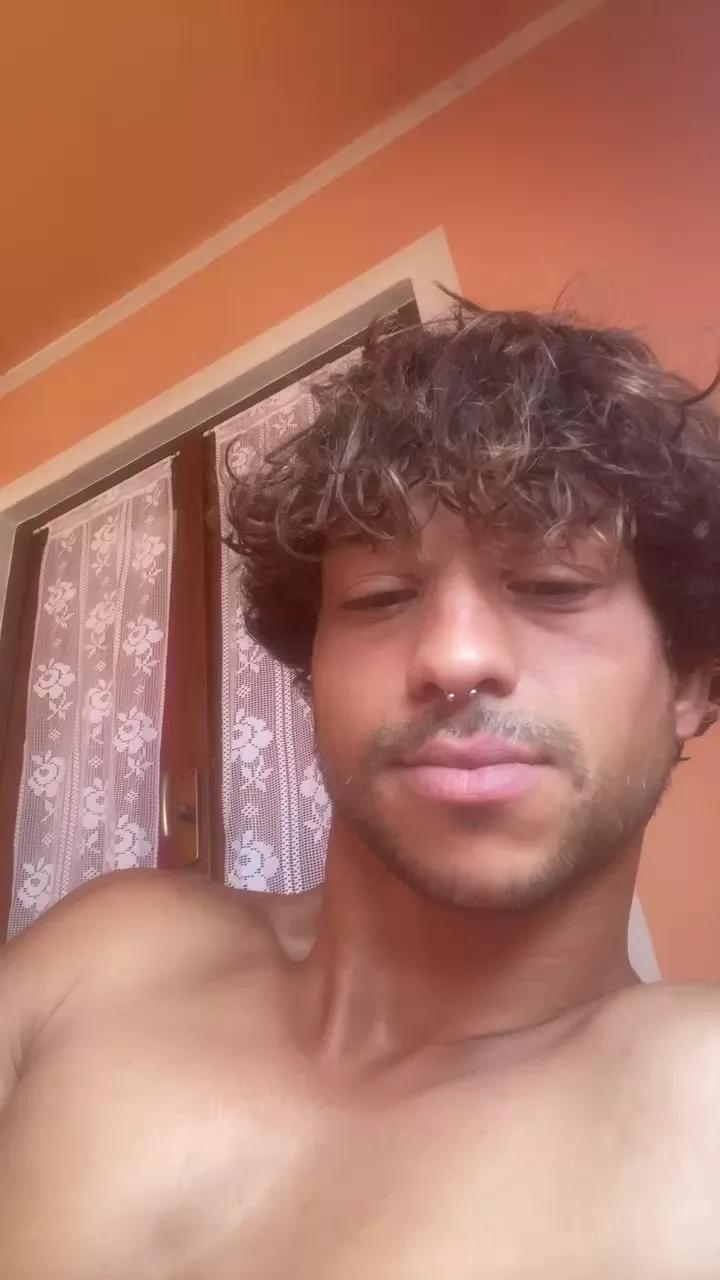 Jlord68 on Cam4 