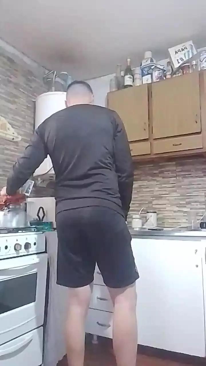 Jmrr1987 on Cam4 