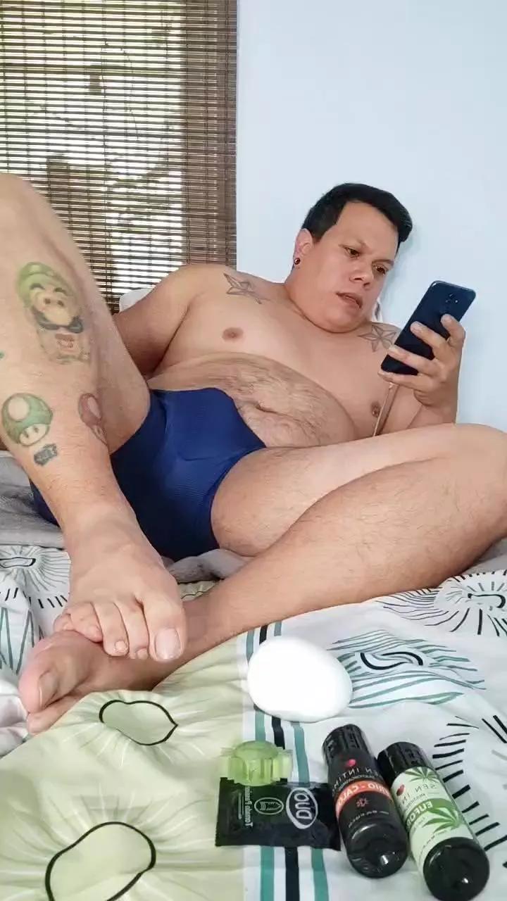 Johnkln on Cam4 