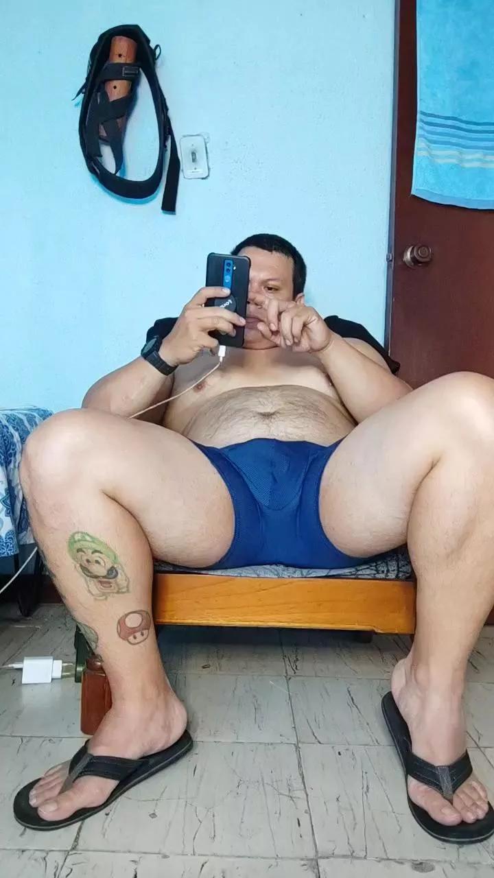 Johnkln on Cam4 
