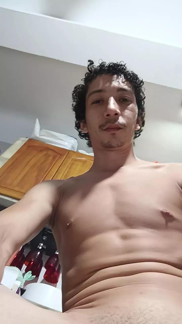 johnnyjam on Cam4 