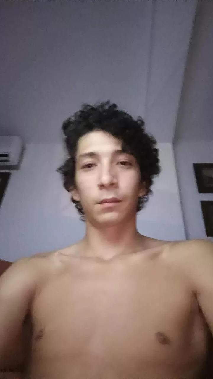 johnnyjam on Cam4 