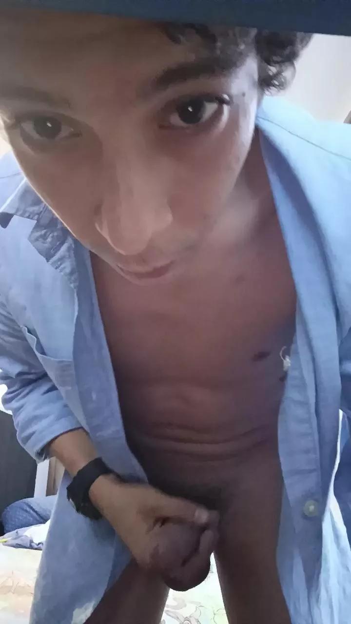johnnyjam on Cam4 