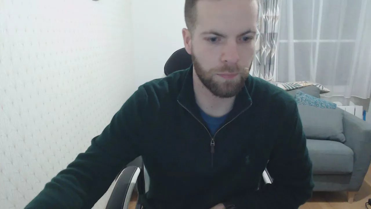 Offline jolicocckfr on Cam4