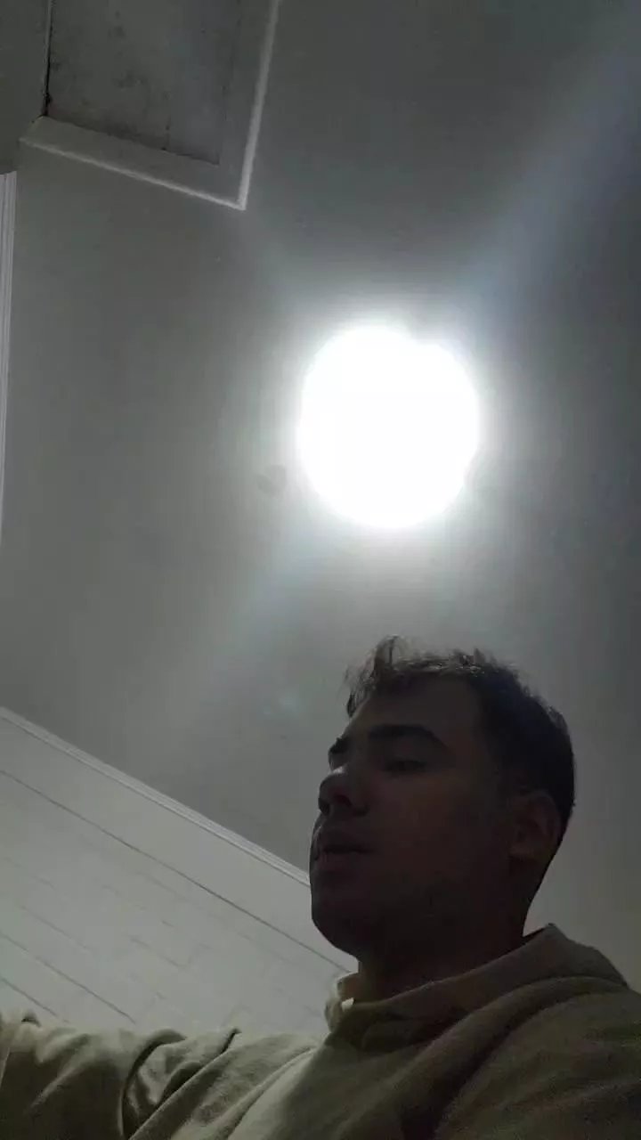 Offline joventulonvnz on Cam4