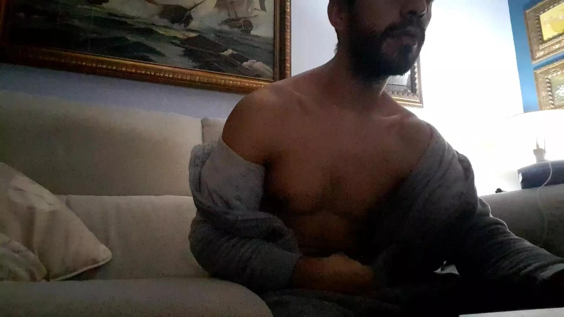 jovenxmadur5 on Cam4 
