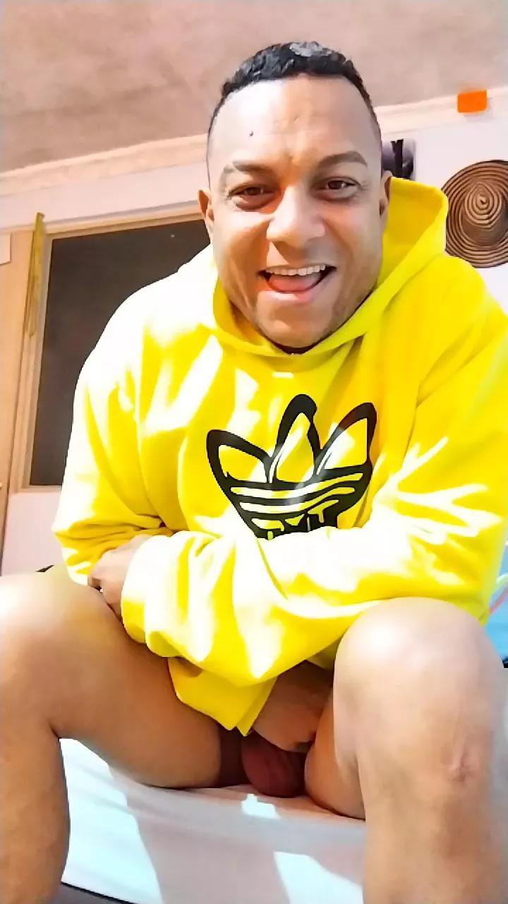 Juanchovergon22 on Cam4 