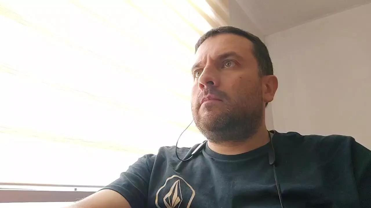JUANJO_CAM on Cam4 