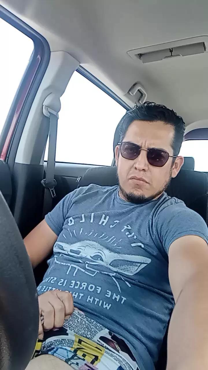 Julius3484 on Cam4 