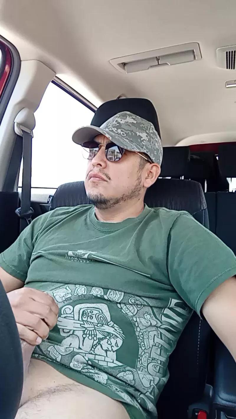 Julius3484 on Cam4 