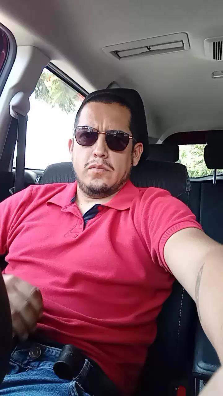 Julius3484 on Cam4 