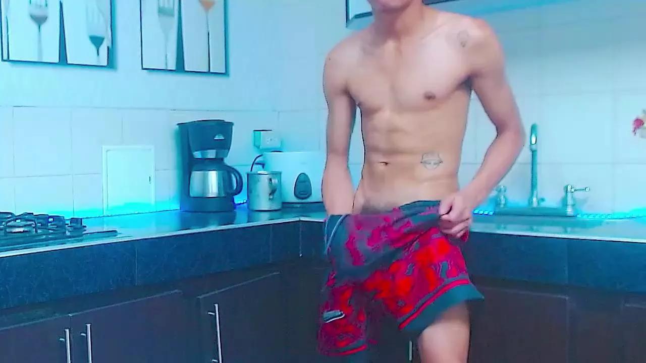 JustinHarrys on Cam4 
