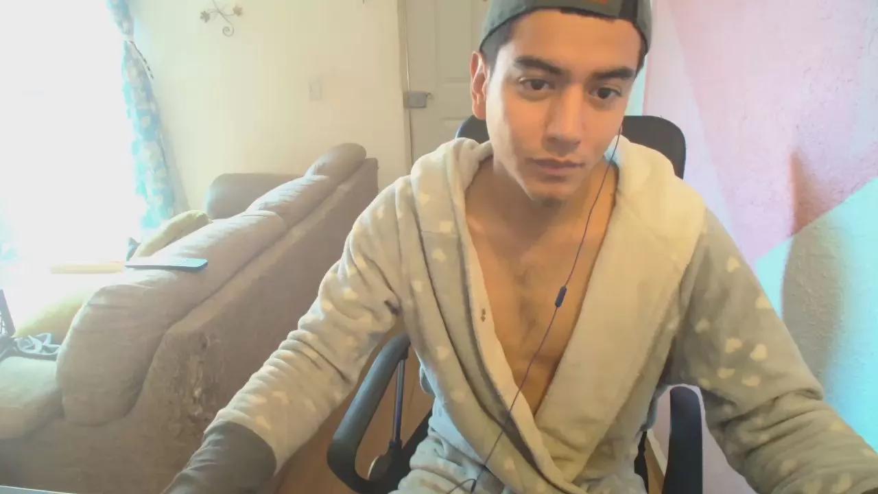 kael_art on Cam4 