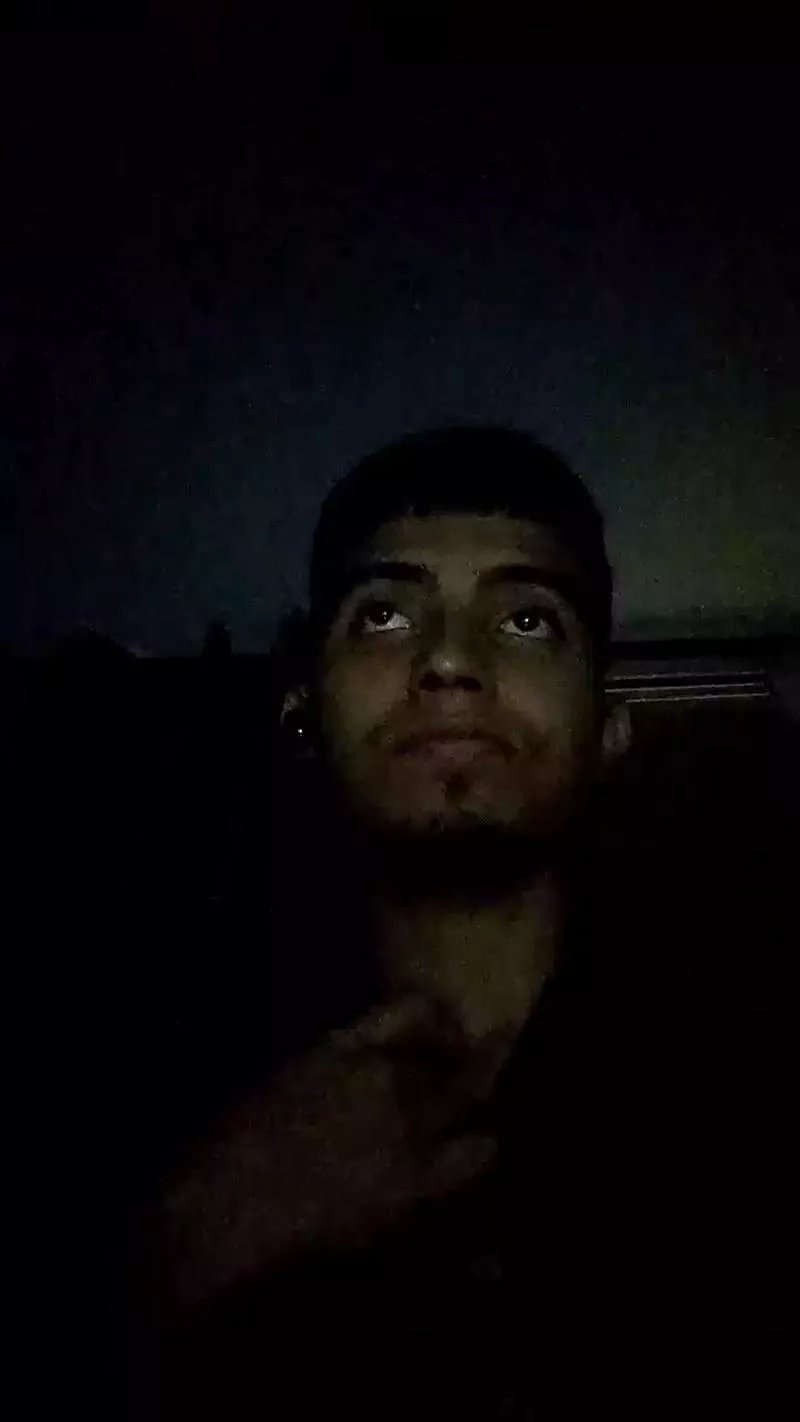 Offline kevinhurtado3 on Cam4