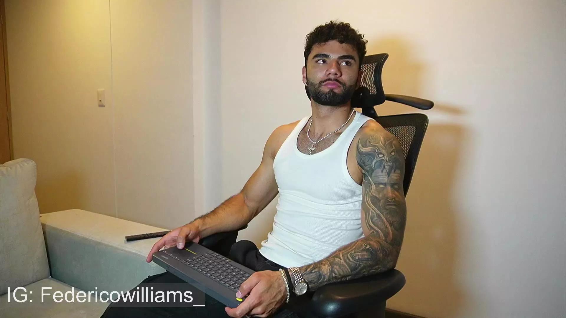 kingwilliams_ on Cam4 