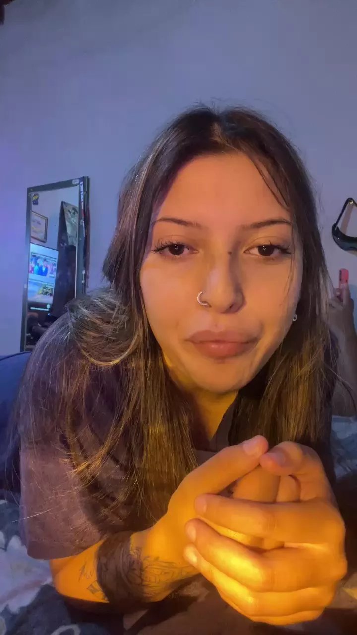 Offline Kiraofarg on Cam4