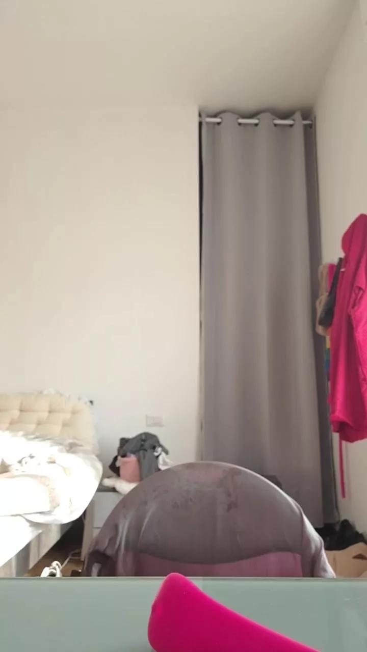 Kittenpurrr on Cam4 