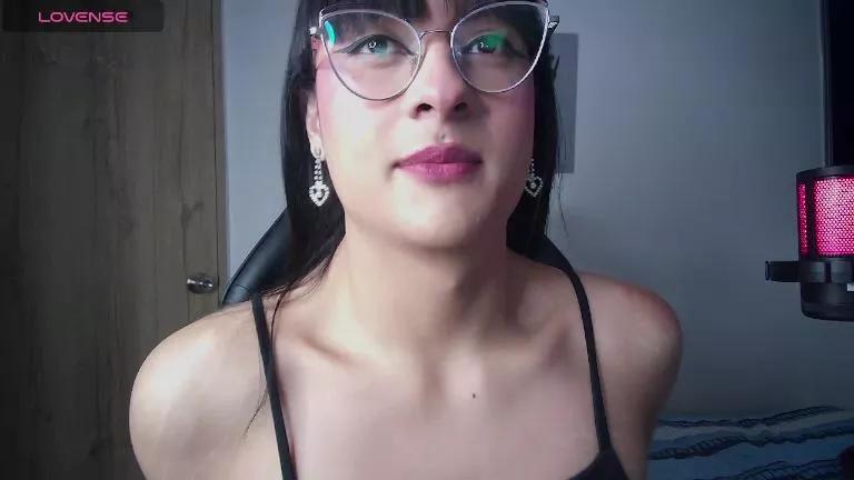 KittyGiIrll on Cam4 
