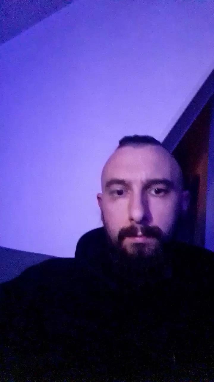 Knutberserker on Cam4 