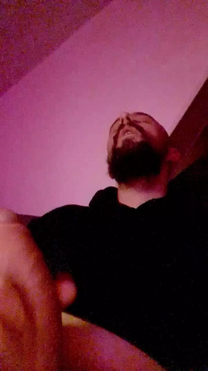 Knutberserker on Cam4 